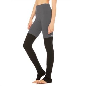 ALO Yoga Two-Tone Gray and Black Leggings